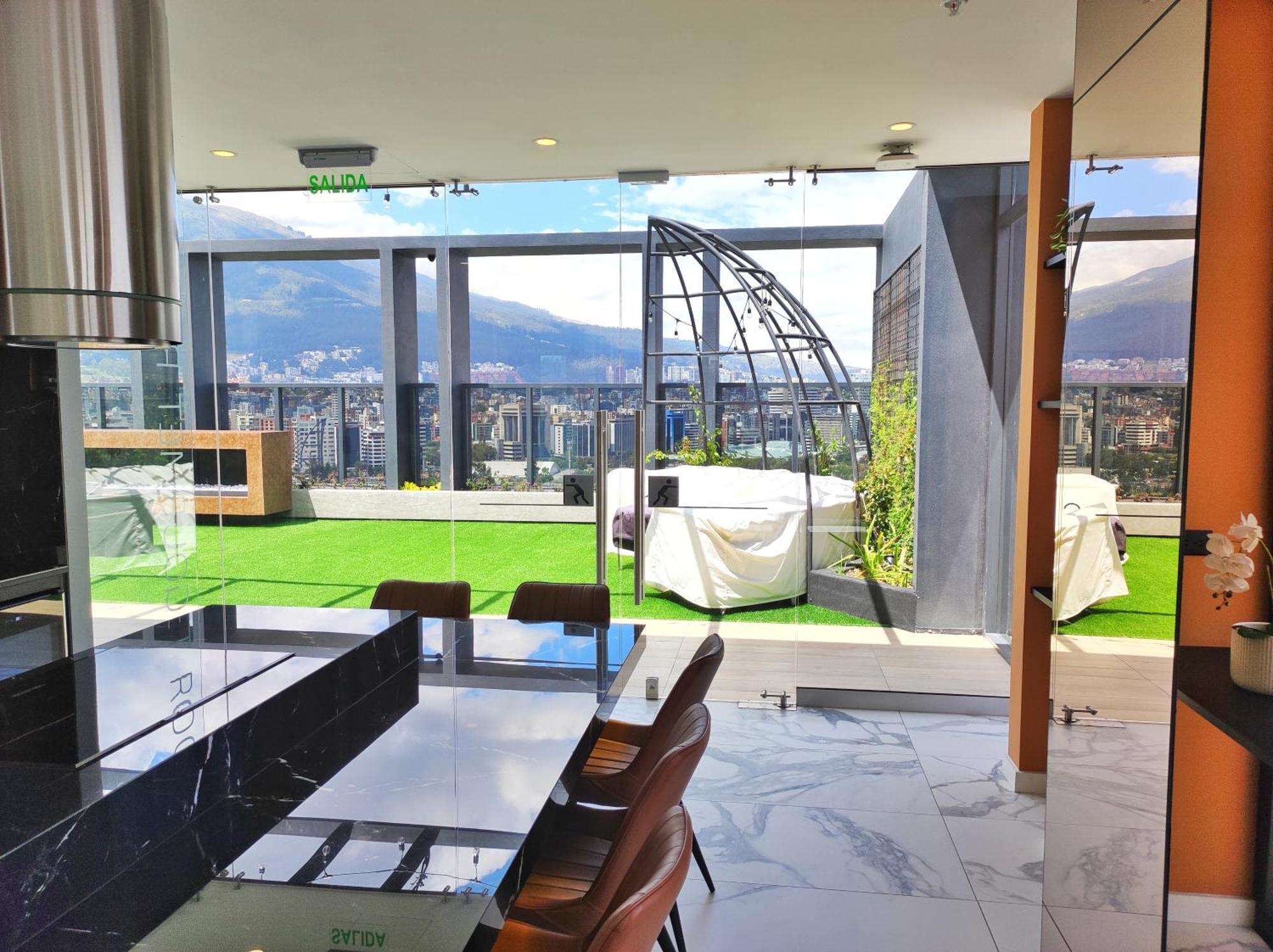 Republica Del Salvador Coliving Ecuador Xoe Apartment Quito Exterior photo