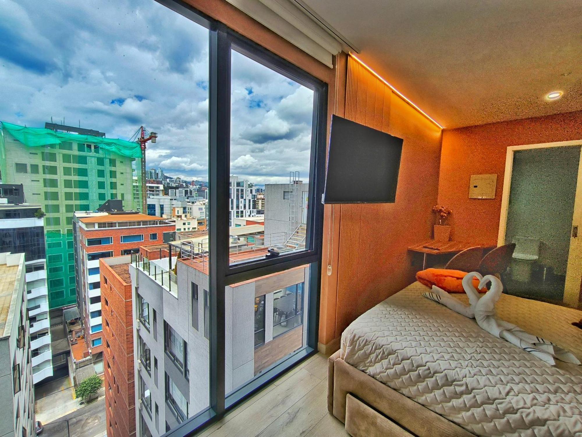 Republica Del Salvador Coliving Ecuador Xoe Apartment Quito Exterior photo